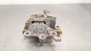 Used Gearbox mount Opel Astra K Sports Tourer 1.5 CDTi 105 12V Price € 127,05 Inclusive VAT offered by Autohandel Didier