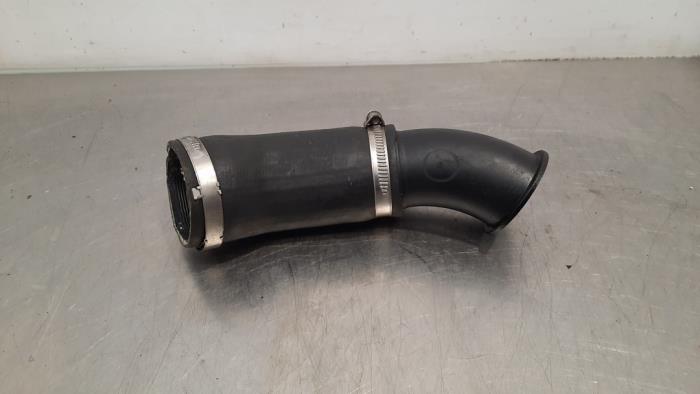 Gebrauchte Intercooler Schlauch Audi S3 Sportback (8VA/8VF) 2.0 T FSI 16V Preis € 30,25 Mit Mehrwertsteuer angeboten von Autohandel Didier