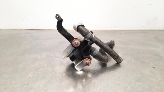 Begagnade Extra vattenpump Audi RS 6 Avant (C7) 4.0 V8 TFSI Performance 32V Pris € 102,85 Inklusive moms erbjuds av Autohandel Didier