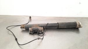 Used Rear shock absorber, right Mercedes C (W205) C-250 2.2 CDI 16V BlueTEC, C-250d Price € 163,35 Inclusive VAT offered by Autohandel Didier