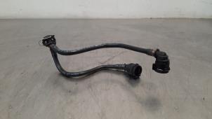 Used Radiator hose Mercedes Vito Tourer (447.7) 2.0 119 CDI 16V Price € 24,20 Inclusive VAT offered by Autohandel Didier