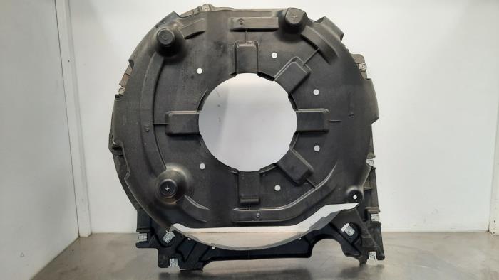 Spare wheel holder from a Mercedes-Benz Vito Tourer (447.7) 2.0 119 CDI 16V 2022