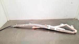 Begagnade Takgardinairbag, höger Citroen C5 Aircross I (A4/AC/AJ/AR) 1.2 e-THP PureTech 130 Pris € 199,65 Inklusive moms erbjuds av Autohandel Didier