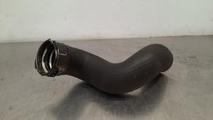 Used Intercooler hose Mercedes Vito (447.6) 2.2 114 CDI 16V Price € 48,40 Inclusive VAT offered by Autohandel Didier