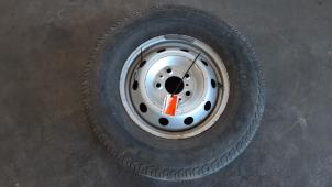 Used Wheel + tyre Peugeot Boxer (U9) 3.0 HDi 175 Euro 5 Price € 66,55 Inclusive VAT offered by Autohandel Didier