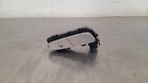 Used Seat heating switch Mercedes Vito (447.6) 2.0 119 CDI 16V 4x4 Price € 30,25 Inclusive VAT offered by Autohandel Didier