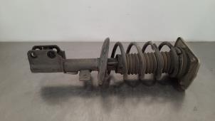 Used Fronts shock absorber, left Peugeot Expert (VA/VB/VE/VF/VY) 1.5 BlueHDi 120 Price € 96,80 Inclusive VAT offered by Autohandel Didier