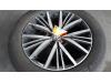 Jante + pneumatique d'un Volkswagen Golf Sportsvan (AUVS) 1.6 TDI BlueMotion 16V 2016