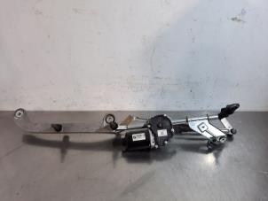 Used Front wiper motor BMW 2 serie Active Tourer (F45) 218i 1.5 TwinPower Turbo 12V Price on request offered by Autohandel Didier