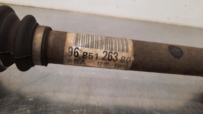 Front drive shaft, left from a Citroën DS4 (NX) 2.0 HDiF 16V 160 16V 2014