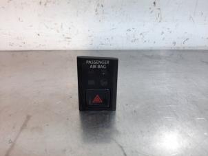 Used Panic lighting switch Volkswagen Tiguan (AD1) 1.5 TSI 16V Evo BlueMotion Technology Price € 18,15 Inclusive VAT offered by Autohandel Didier