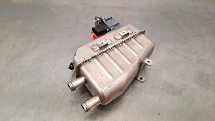 Radiator fluid heating module from a Volkswagen Passat Variant (3G5) 1.4 GTE 16V 2023