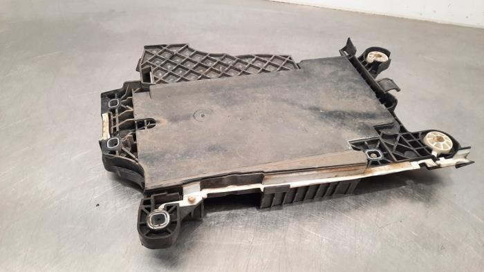 Battery box from a BMW X1 (F48) xDrive 20d 2.0 16V 2018