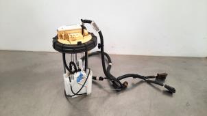 Usados Bomba eléctrica de combustible Opel Combo Life/Tour 1.5 CDTI 100 Precio € 127,05 IVA incluido ofrecido por Autohandel Didier