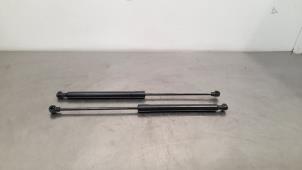 Used Set of tailgate gas struts Peugeot 208 II (UB/UH/UP) 1.5 BlueHDi 100 Price € 54,45 Inclusive VAT offered by Autohandel Didier