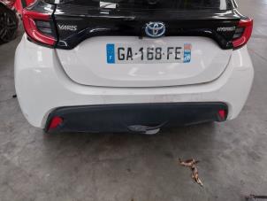 Used Rear bumper Toyota Yaris IV (P21/PA1/PH1) 1.5 12V Hybrid 115 Price € 320,65 Inclusive VAT offered by Autohandel Didier