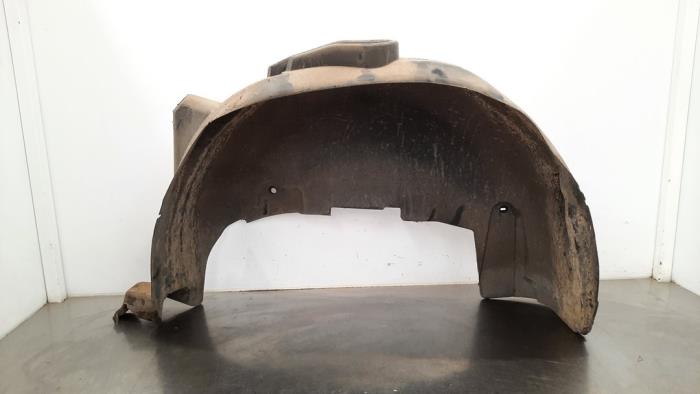 Wheel arch liner from a Peugeot Partner (EF/EU) 1.5 BlueHDi 100 2021