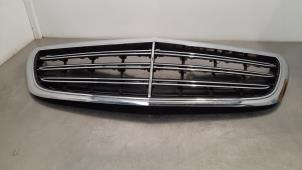 Used Grille Mercedes S (W222/V222/X222) 3.0 S-400d 4-Matic Price on request offered by Autohandel Didier
