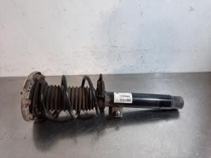 Used Fronts shock absorber, left BMW 1 serie (F20) 116d 1.5 12V TwinPower Price € 127,05 Inclusive VAT offered by Autohandel Didier