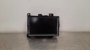 Used Navigation display Renault Captur (2R) 1.5 Energy dCi 90 FAP Price € 163,35 Inclusive VAT offered by Autohandel Didier