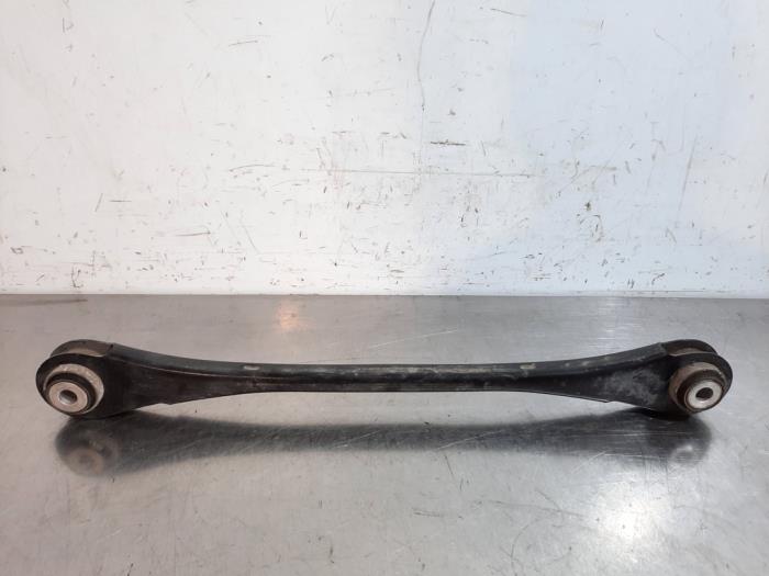 Lower wishbone, rear right from a BMW 1 serie (F20) 116d 1.5 12V TwinPower 2015