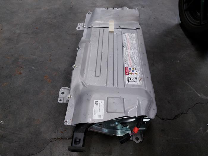 Battery (Hybrid) from a Toyota Yaris IV (P21/PA1/PH1) 1.5 12V Hybrid 115 2021