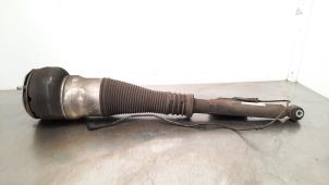 Used Rear shock absorber, left Mercedes S (W222/V222/X222) 3.0 S-400d 4-Matic Price € 907,50 Inclusive VAT offered by Autohandel Didier