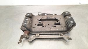 Used Gearbox mount Mercedes S (W222/V222/X222) 3.0 S-400d 4-Matic Price on request offered by Autohandel Didier