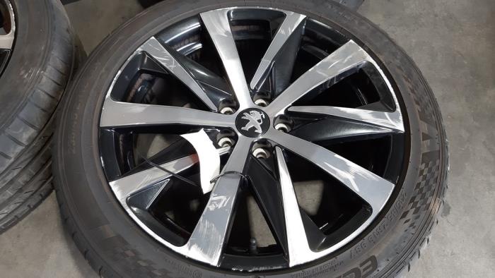 Set of wheels + tyres Peugeot 508 SW 2.0 16V BlueHDi 160 - 98141181XA