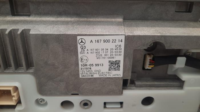 Navigation display from a Mercedes-Benz GLE (V167) 350de 2.0 Turbo 16V 4-Matic 2021