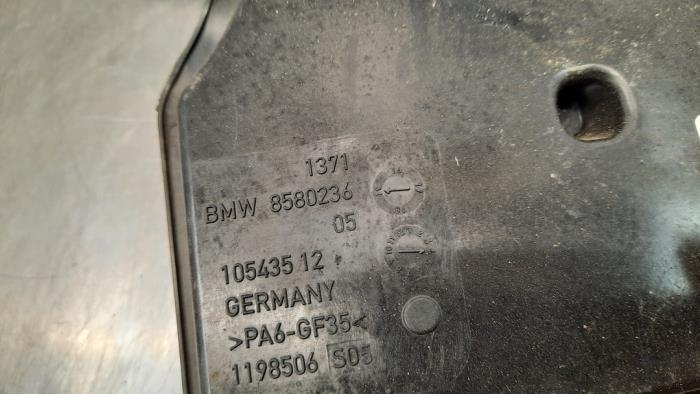 Rezonator powietrza z BMW 2 serie Gran Tourer (F46) 216d 1.5 TwinPower Turbo 12V 2019