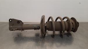 Used Front shock absorber, right Renault Master IV (FV) Price € 96,80 Inclusive VAT offered by Autohandel Didier