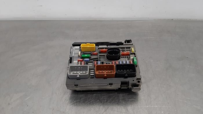 Boîte à fusibles Citroen Berlingo 1.6 Hdi, BlueHDI 75