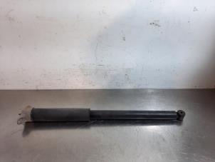 Used Rear shock absorber, right Volvo V40 Cross Country (MZ) 2.0 D3 16V Price € 36,30 Inclusive VAT offered by Autohandel Didier