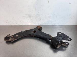 Used Front wishbone, left Volvo V40 Cross Country (MZ) 2.0 D3 16V Price € 66,55 Inclusive VAT offered by Autohandel Didier