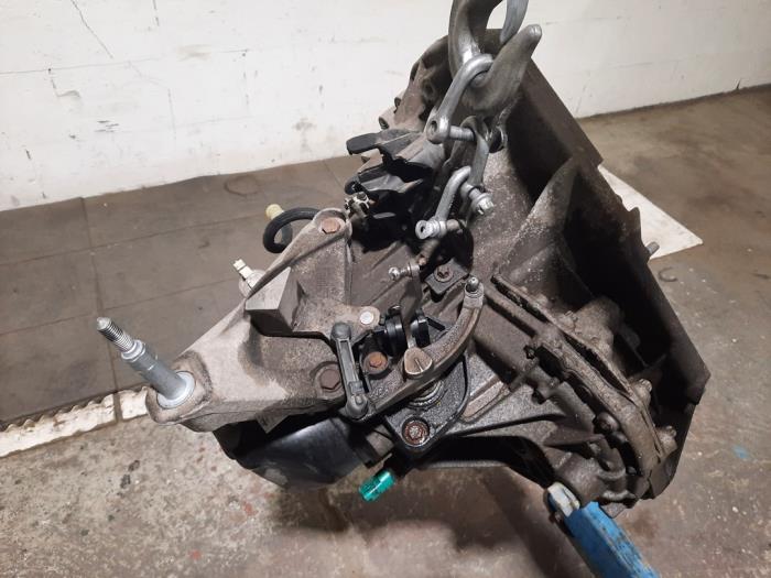 Gearbox from a Renault Twingo III (AH) 1.0 SCe 70 12V 2018