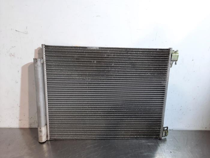 Gebrauchte Klima Kondensor Renault Scénic IV (RFAJ) 1.5 Energy dCi 110 Preis € 48,40 Mit Mehrwertsteuer angeboten von Autohandel Didier