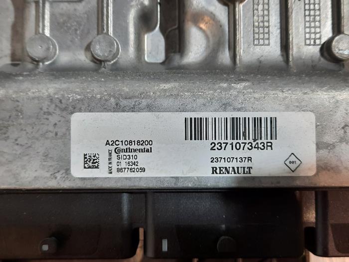 Calculateur moteur d'un Renault Scénic IV (RFAJ) 1.5 Energy dCi 110 2017