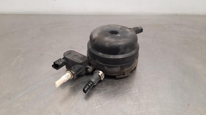 Begagnade Bränslefilter Peugeot 208 I (CA/CC/CK/CL) 1.5 BlueHDi 100 Pris € 36,30 Inklusive moms erbjuds av Autohandel Didier