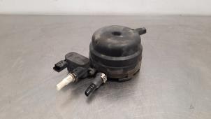 Used Fuel filter Peugeot 208 I (CA/CC/CK/CL) 1.5 BlueHDi 100 Price € 42,35 Inclusive VAT offered by Autohandel Didier