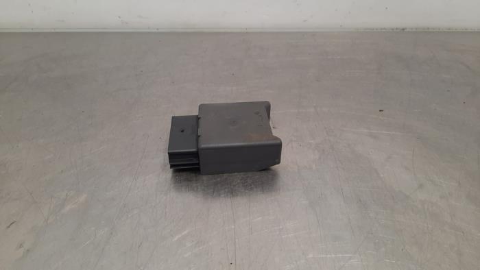 Usagé Module pompe carburant Volkswagen T-Cross 1.0 TSI 115 12V Prix € 18,15 Prix TTC proposé par Autohandel Didier