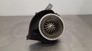 Usados Motor de ventilador de calefactor Seat Ibiza IV (6J5) Precio € 66,55 IVA incluido ofrecido por Autohandel Didier
