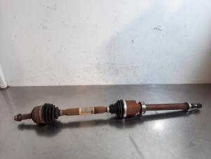 Used Front drive shaft, right Renault Megane IV (RFBB) 1.3 TCe 140 16V Price € 181,50 Inclusive VAT offered by Autohandel Didier