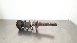 Used Front shock absorber, right Volkswagen Golf VII (AUA) Price € 96,80 Inclusive VAT offered by Autohandel Didier