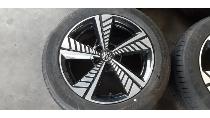 Set of wheels + tyres from a MG ZS EV Long Range 2022