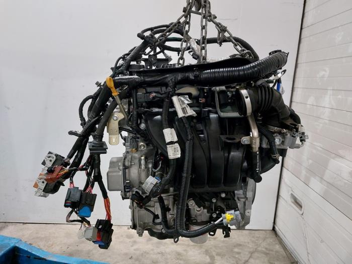 Motor van een Renault Clio V (RJAB) 1.6 E-Tech 140 16V 2022