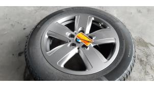 Usagé Jante + pneu d'hiver BMW 1 serie (F40) 116d 1.5 12V TwinPower Prix € 193,60 Prix TTC proposé par Autohandel Didier