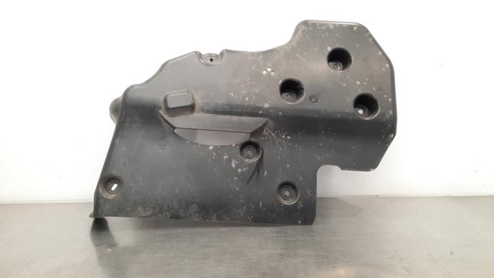 Gebrauchte Abdeckplatte sonstige BMW 1 serie (F40) 116d 1.5 12V TwinPower Preis € 24,20 Mit Mehrwertsteuer angeboten von Autohandel Didier