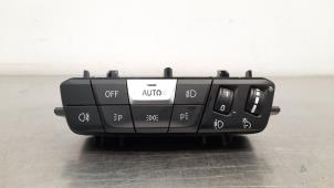 Used AIH headlight switch BMW 1 serie (F40) 116d 1.5 12V TwinPower Price € 54,45 Inclusive VAT offered by Autohandel Didier