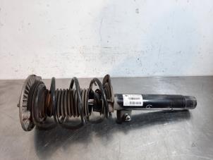Used Fronts shock absorber, left BMW 1 serie (F20) 116d 2.0 16V Price € 127,05 Inclusive VAT offered by Autohandel Didier